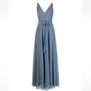 MUST GO- Marchesa Notte Bridesmaids
V-neck sash belt sleeveless gown